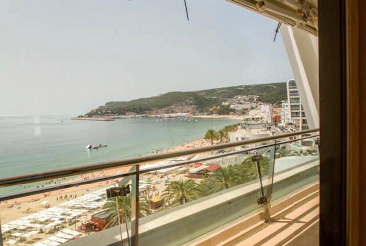 Praia Da California Apartment Sesimbra Luaran gambar